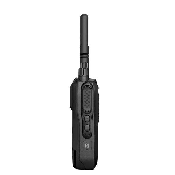 Motorola MOTOTRBO R5 Portable Two-Way Radio